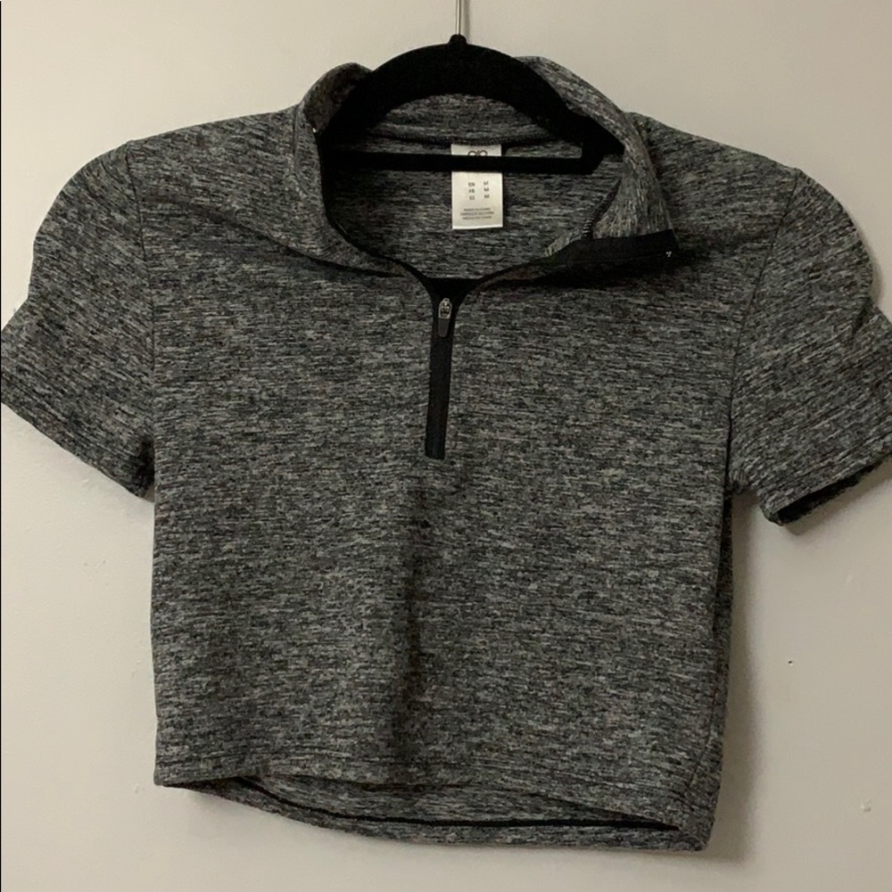 cropped t-shirt